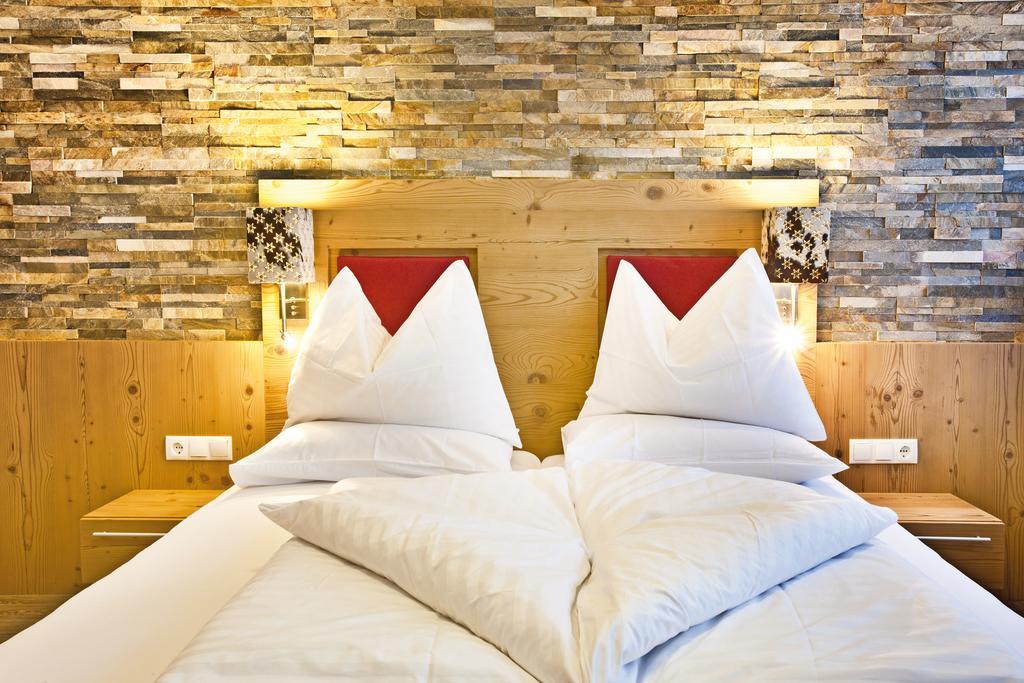 Landhotel Alpenhof 필즈모스 객실 사진